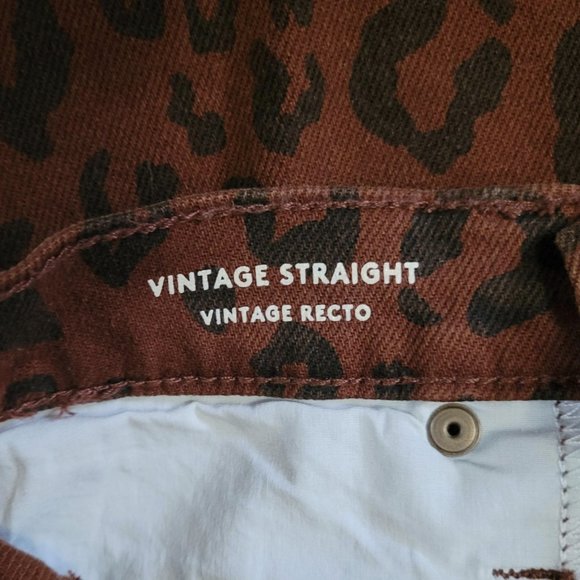 Universal Thread Leopard Print Vintage Style High Waisted Straight Leg Jeans NWT - Picture 4 of 8